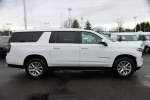 USADO LHD/RHD 2023 CHEVROLET SUBURBAN PREMIER - Product Image 4