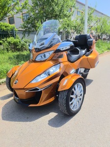 Can-Am Spyder RT SE6 2026 - Product Image 3