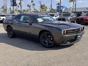 Dodge Challenger SXT 2015 - Product Image 6