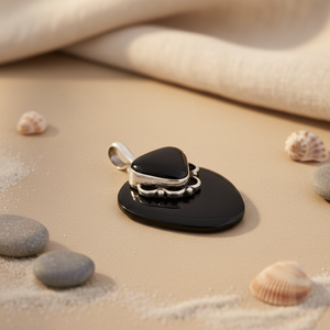 Colgante Religioso de Plata de Ley 925 con Ónix Negro para Uso Diario de Mujeres - Product Image 2