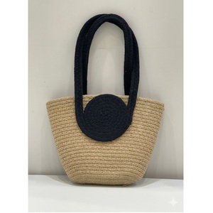 Venta al por mayor de bolsos de yute personalizados con asas cortas, reutilizables, reciclables y a la moda, disponibles a precio de exportación - Product Image 3