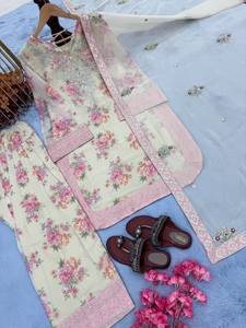 Robe longue pakistanaise Kameez Dupatta en costume Salwar en soie artisanale pour mariages et fêtes - Product Image 3