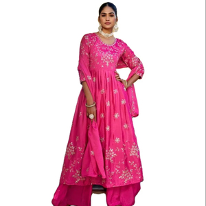 Exclusivo de alta calidad nuevo patrón Nyra Cut Kurti y parte inferior completa Sharara con juego Dupatta a juego para mujeres y niñas - Product Image 1