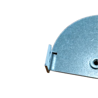 Support en acier galvanisé pour applications de montage de cadres de machines et de armoires, avec rainurage, découpe et finition de surface, personnalisable pour marques.