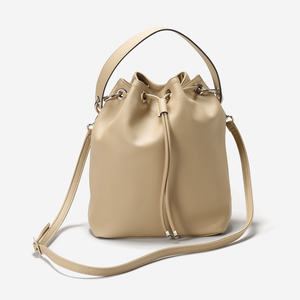 Sac seau élégant en cuir pour femme, imprimé, sac à bandoulière, sac à main avec cordon de serrage pour un usage quotidien et les courses de voyage - Product Image 1