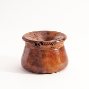 Cendrier en bois Tradebyd écologique Cendrier en bois durable fait à la main Cadeau élégant pour les fumeurs Décoration intérieure Utilisation - Product Image 6