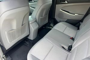 HYUNDAI TUCSON 2.0L SEL FWD 2018 - Product Image 4