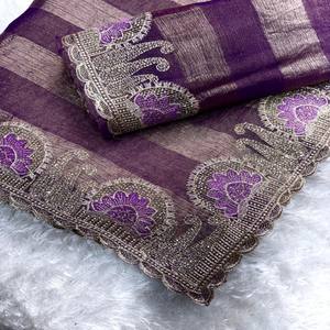 Sari de Chifón VASTRA COTTAGE Fandy con Tiras Tejidas Zari, Bordado a Mano y Adornos de Diamantes Swarovski, Sari de Diseño de Lujo - Product Image 2