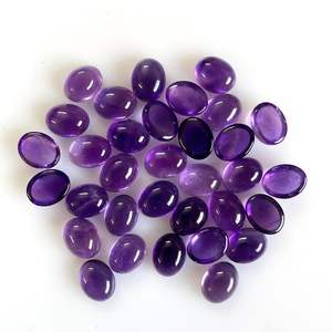 พลอยอเมทิสต์สีม่วงธรรมชาติทรงรีบริวัตร คุณภาพเยี่ยม สีสันสวยงาม ขัดเงาอย่างดี เหมาะสำหรับงานทำมือ - Product Image 2