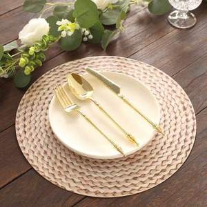 Vente en gros d'assiettes en rotin écologiques élégantes plantes à motifs pour les dîners de luxe - Product Image 3