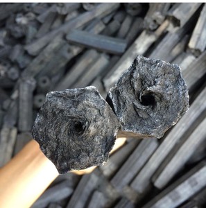 CHARBON DE SAWDUST HEXAGONAL pour BBQ DUR - CASSÉ PRIX BAS DU VIETNAM HAUTE QUALITÉ DU FOURNISSEUR VIETNAMIEN - Product Image 1