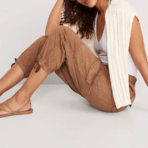 OEM กางเกงคาร์โก้ผู้หญิงผ้าฝ้ายมีกระเป๋าหลายกระเป๋าขนาดใหญ่พิเศษสไตล์ด้านหน้าเรียบ - Product Image 3