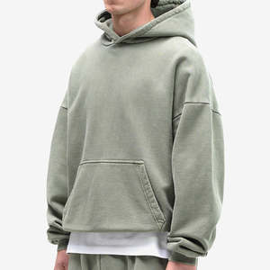 Sudadera con Capucha Verde Oliva con Estampado Tejido, Sudadera Holgada de Otoño con Bolsillo Delantero, Corte Regular, Estilo Casual Urbano - Product Image 2