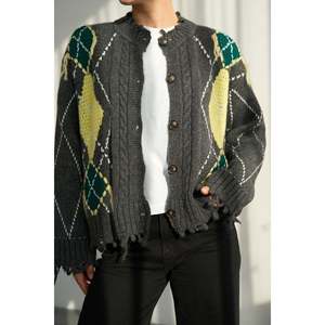เสื้อคลุมคาร์ดิแกนลายแอนทราไซต์-เพิร์ล บาคลาวา แต่งชายครุย - Product Image 1