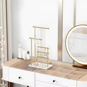 Elegante soporte de joyería para pendientes, collares, anillos, Ideal para tocador, mesa, vestidor, exhibición de regalos y decoración del hogar - Product Image 4