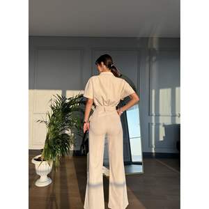 Mono de cintura alta 2155 con detalle de hombros descubiertos, adecuado para la oficina - Product Image 4