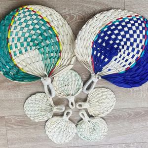 Éventail à main en feuille de palmier Corypha Lecomtei fait à la main au Vietnam-Décoration murale naturelle, tailles personnalisées, Vintage écologique - Product Image 5