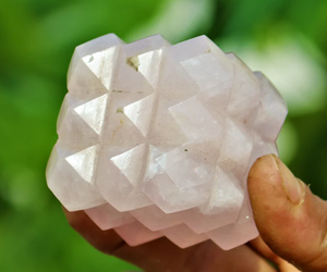 Cubo eléctrico de cuarzo rosa de gema, pirámide de LEMURIAN cortada, 54, venta al por mayor - Product Image 2