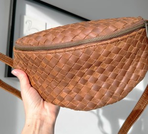 Leather Belt <b>Bag</b> for Women <b>Personalised</b> Bum <b>Bag</b> for Travelling Full Grain - Product Image 3