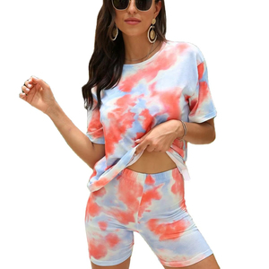 Conjunto de verano de mujer Tie-Die con estampado personalizado al por mayor 2025 Sudadera con capucha de longitud corta de Hexo Enterprises - Product Image 1