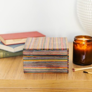 Boîte en bois avec doublure colorée Boîte en bois de manguier avec intérieur coloré Boîte en bois de manguier par l'artisanat en croissant - Product Image 5