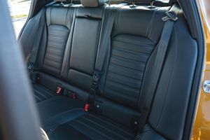 2023 R0-ME0 Giulia Quadrifoglio Bajo Kilometraje Motor en Perfecto Estado Transmisión Automática Techo Panorámico Luces LED Listo para Enviar - Product Image 3