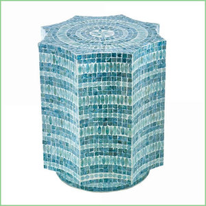 Mesa de Centro Moderna de Estilo Bohemio con Mosaico Ecológico y Madreperla para Decoración de Sala de Estar por M.R. ARTESANÍAS - Product Image 1