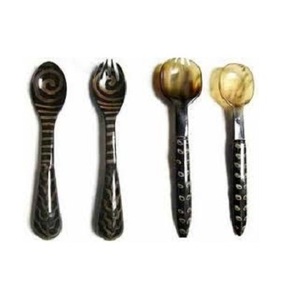 Juego de tenedor asequible Cuerno de animal Diseño antiguo Cuchara Tenedor Par Vajilla Cubiertos Cuchara Acabado brillante Los mejores juegos de cubiertos - Product Image 1