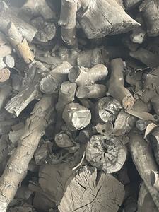 Charbon de bois noir en bois dur du Vietnam, bâtonnets de longane pour barbecue, haute chaleur, combustion longue durée, combustible propre pour grillades - Product Image 2