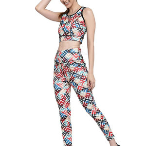 Conjunto de Leggings y Sujetador Deportivo sin Costuras de Cintura Alta, Servicio OEM, Ropa de Yoga para Mujer, Transpirable, de Secado Rápido, para Gimnasio - Product Image 3