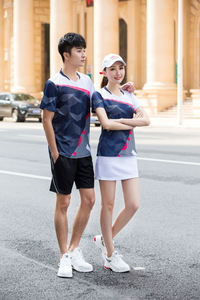 Matériel de haute qualité Nouveau design Chemises de tennis Maillots de badminton Tailles pour dames et hommes T-shirts de sport - Product Image 4
