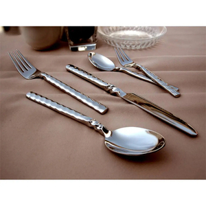 Juego de cubiertos de acero inoxidable con mango martillado Juegos de cubiertos para bodas, fiestas y cenas elegantes - Product Image 1