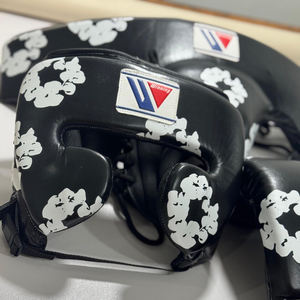 ชุดซ้อมต่อยมวยผ้ายีนส์ฉีกเป็นชิ้นหนังคุณภาพสูงชุดซ้อมต่อยชนะรางวัลสีดำ - Product Image 3