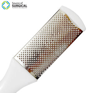 Dissolvant de callosités professionnel en acier inoxydable à double face pour le nettoyage des ongles et l'élimination des peaux mortes - Product Image 3