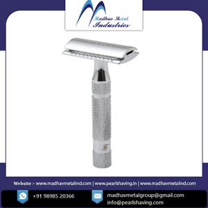 Rasoir à double tranchant à long manche en acier inoxydable de qualité supérieure disponible à bon prix - Product Image 2