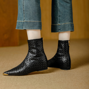 Chaussures à talons hauts confortables pour femmes, escarpins à bout pointu, talons carrés, semelle intérieure rembourrée, chaussures de bureau et de tous les jours pour femmes, nouveaux modèles - Product Image 4