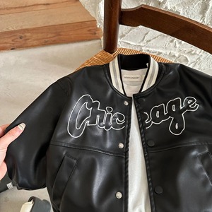 เสื้อแจ็กเก็ตหนังปักลายตัวอักษรเสื้อโค้ทสำหรับเด็กผู้ชายและเด็กผู้หญิงเสื้อโค้ทสำหรับใส่ด้านนอกในฤดูใบไม้ผลิ2024 - Product Image 2
