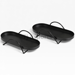 Plateau de service rectangulaire surélevé en métal noir pour chocolat avec base solide pour une présentation haut de gamme - Product Image 4