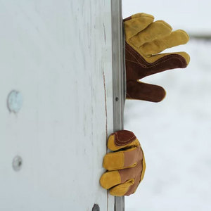 ถุงมือเชื่อมหนังวัวสำหรับผู้ชายขนาด XL ถุงมือเชื่อมหนังวัวสำหรับหน้าจอสัมผัสเพื่อความปลอดภัยป้องกันแขนมือ - Product Image 3