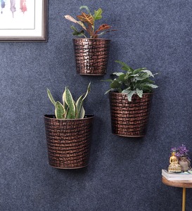 Pots de jardinière en métal faits à la main de luxe du fabricant indien pour l'exportation de décoration de maison de jardin disponible - Product Image 5