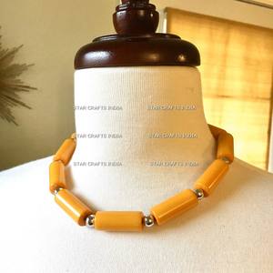 Collier haut de gamme Bijoux de mode pour femmes de l'Inde Look tendance Collier en résine fait main avec finition attrayante - Product Image 6