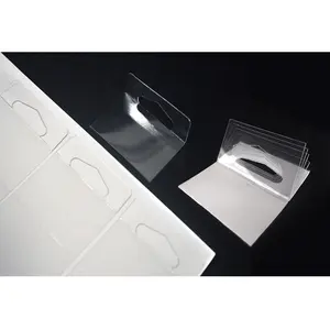 Etiquetas colgantes de plástico transparente con orificio de ranura Lengüetas colgantes adhesivas