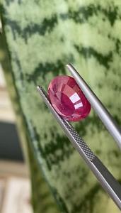 Piedra Preciosa de Rubí Rojo Natural Certificada de Calidad AA, Corte Oval Facetado de 10x12 mm, 6 Quilates, Tratamiento de Encerado/Enjuague, Gemas Sueltas para Joyería - Product Image 3