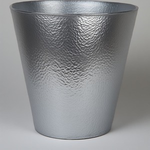 Rustic Handmade Metal <b>Planter</b> With Polished Antique Finish Perfect For Seasonal Garden Styling Premium Indoor <b>Outdoor</b> Decoration - Product Image 1