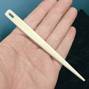 Herramienta Natural Moderna, Simple, Impermeable y Ecológica, Hecha a Mano con Hueso de Búfalo y Orificio Cónico para Coser, Tejer, Confeccionar y Hacer Crochet - Product Image 4