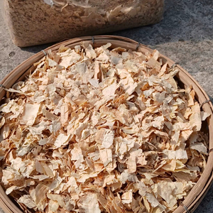 High Quality Soft Pine Wood Chips <b>Large</b> Quantities Exported From Vietnam for Pet <b>Mats</b> & Pads - Product Image 5