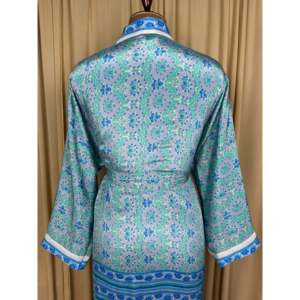 Vestido de Playa Boho Chic Vintage para Mujer, Hecho con Sari de Seda Reciclada, para Usar en Resorts, Casa o como Traje de Baño - Product Image 4