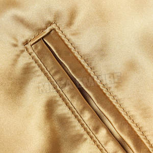 Custom High Street Style Satin Varsity Jacket Tallas grandes Logotipo frontal Cierre de cremallera para el invierno-OEM/ODM ¡Bienvenido! - Product Image 5