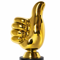 Nouveau Trophée Doigt d'honneur en plastique plaqué or de 13 cm, personnalisable avec logo, pour récompenses de team building et de bureau, base noire, modèle 2026