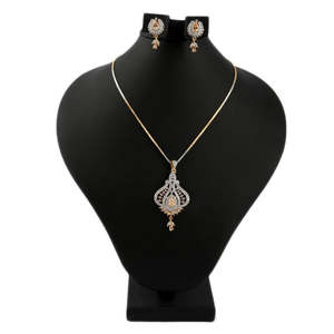 Kundan Jewellery <b>Locket</b> Set - Golden & <b>Silver</b> - Product Image 1